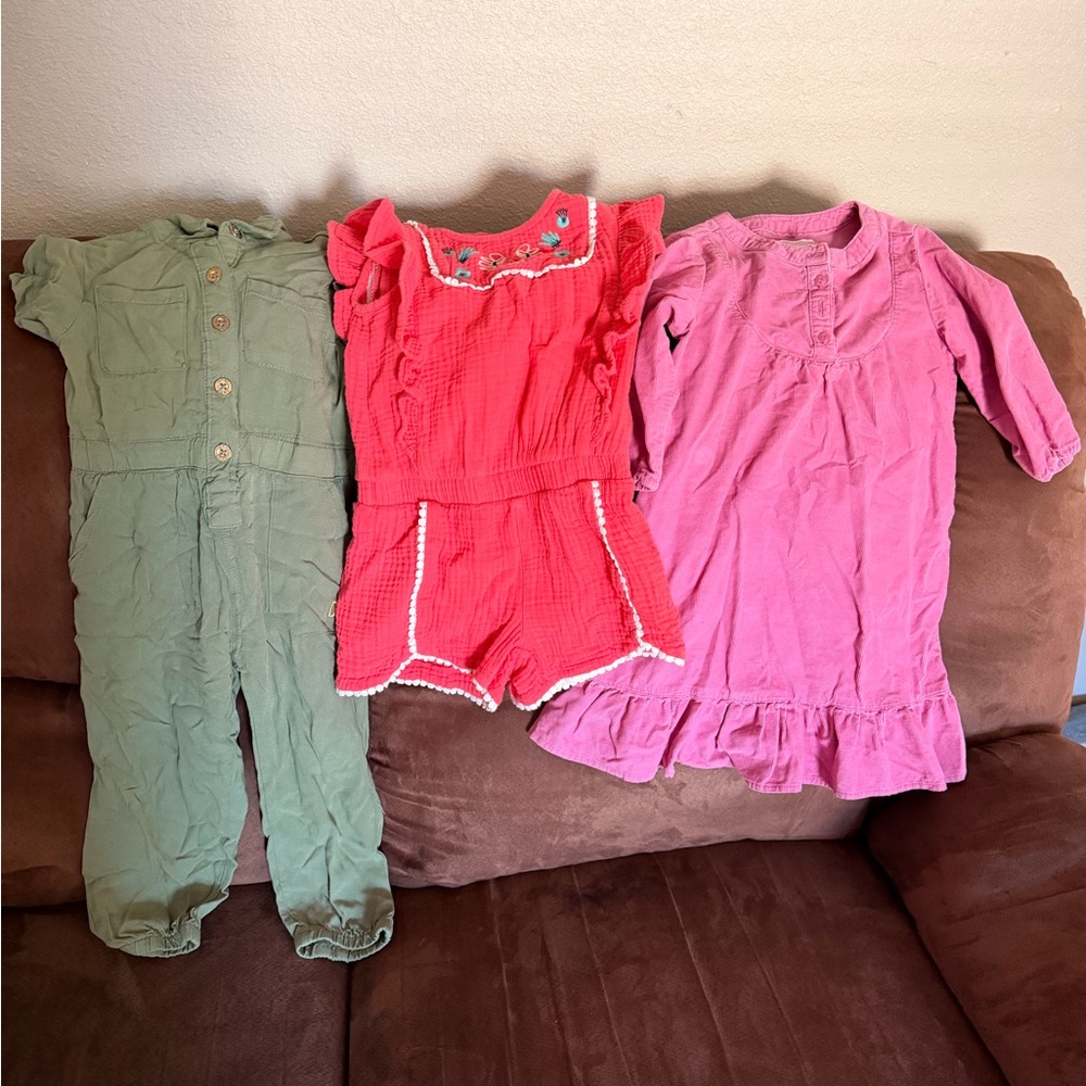 Girls outfit lot